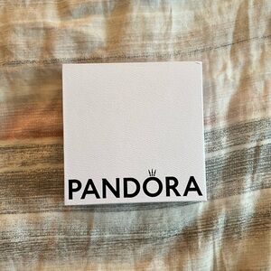 PANDORA GIFT BOX